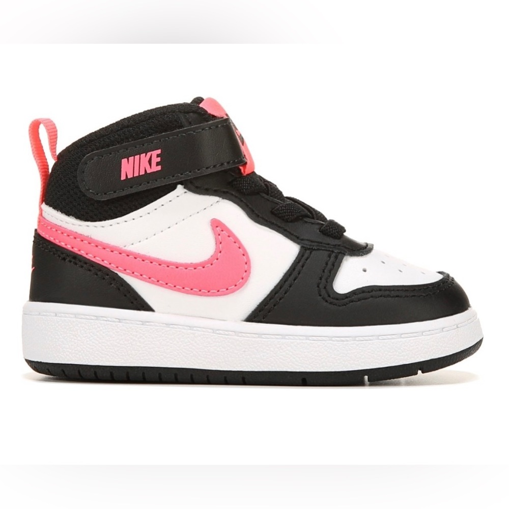 Pink and black Nike Court Borough Mid 2
Baby/Toddler Shoes size 2c